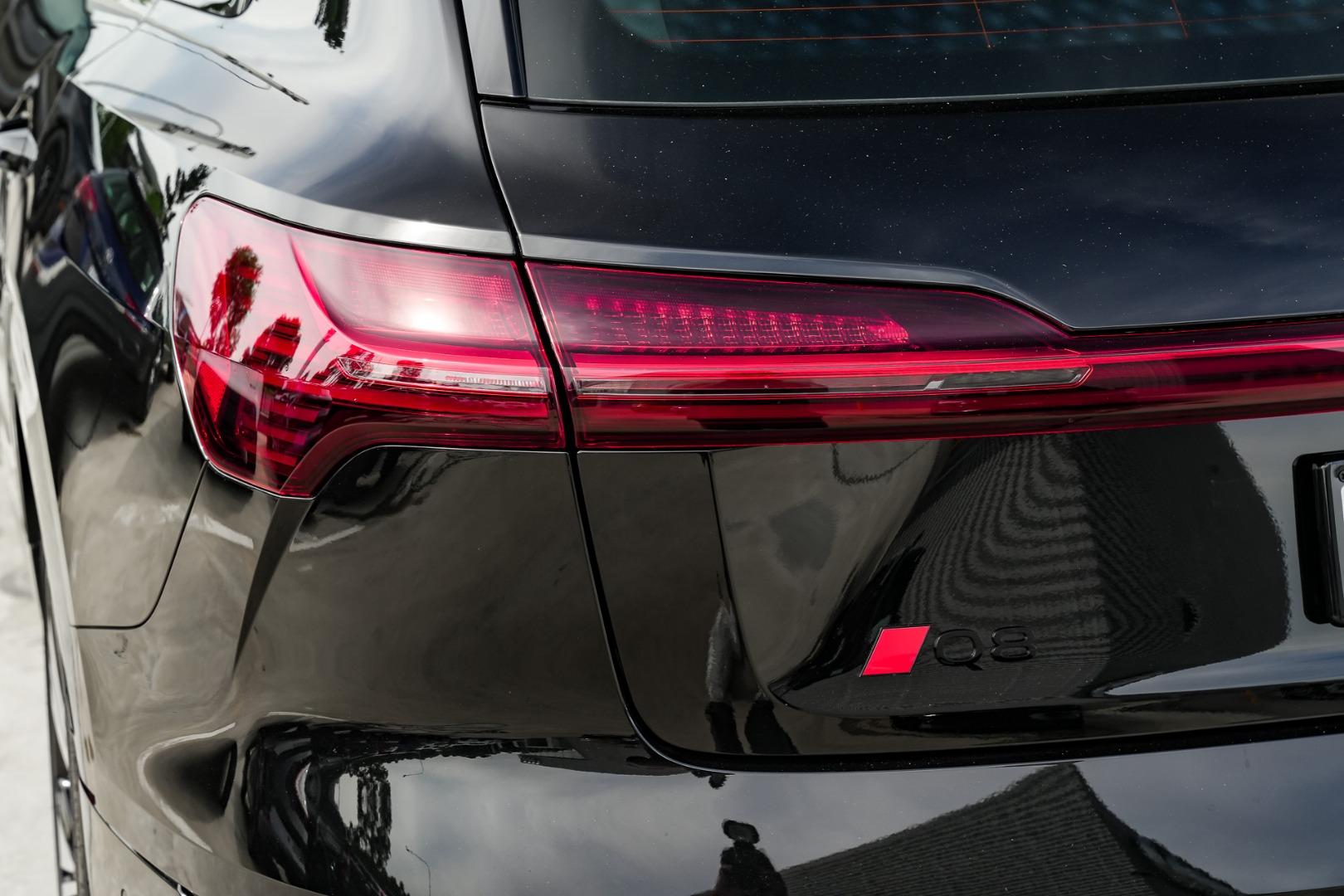 Image about Audi Q8 e-tron 55 e-tron quattro Launch Edition 300,00 kW