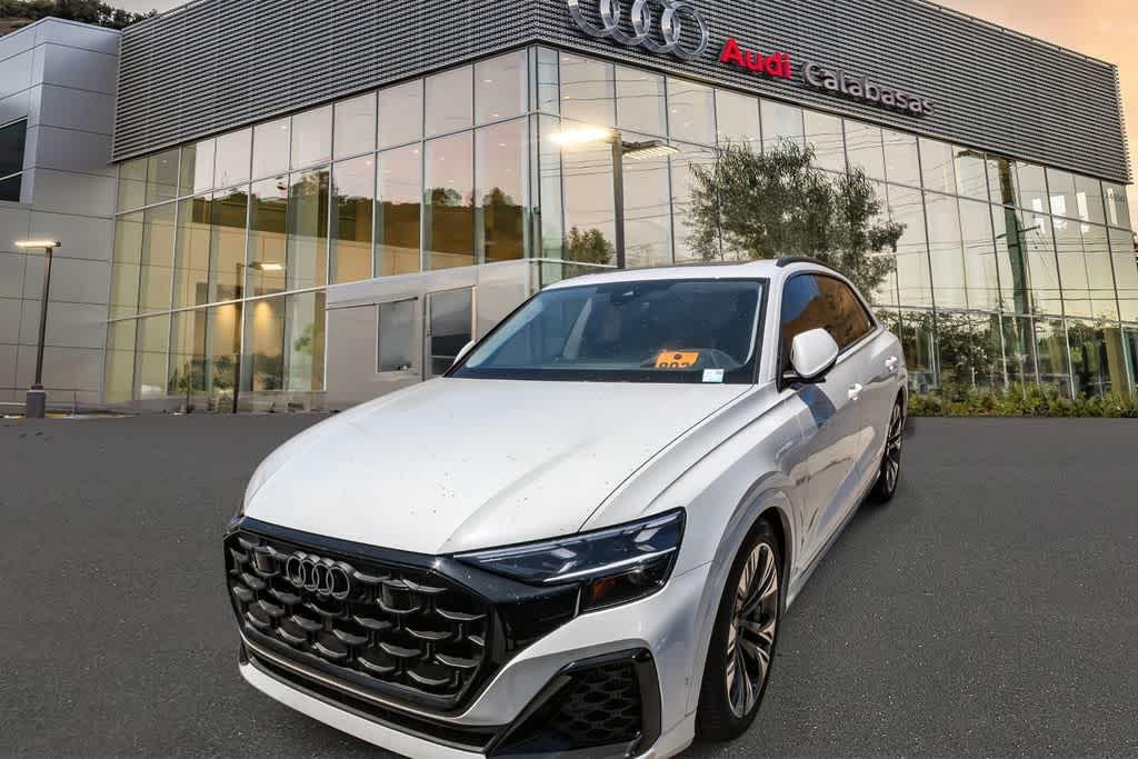 2024 Audi Q8 55 Prestige Tiptonic quattro's photo
