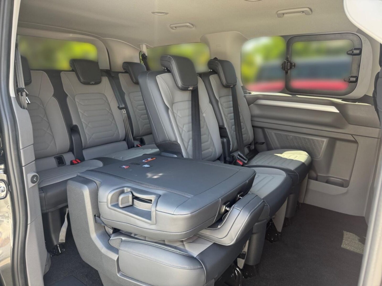 Volkswagen Caravelle – Bild 11