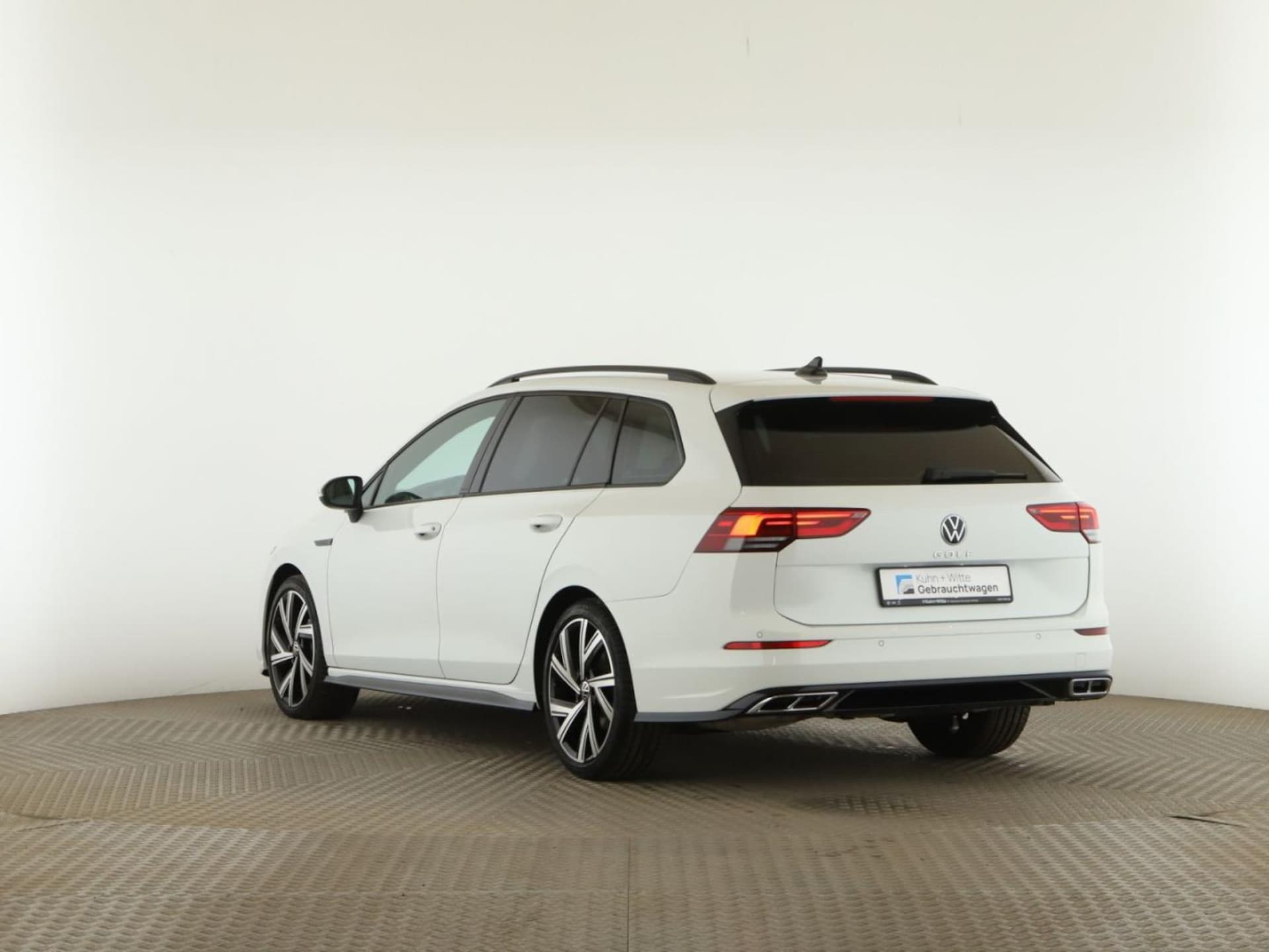 Volkswagen Golf Variant R-Line