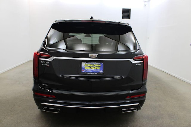 2023 Cadillac XT6