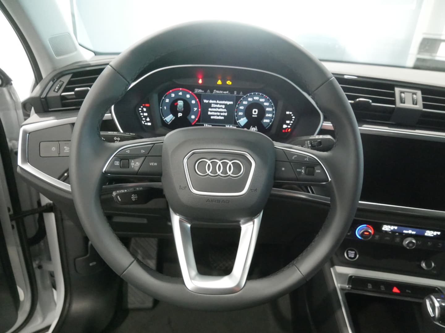 Bild über Audi Q3 TFSI 110 kW S tronic - für weitere Informationen kontaktieren Sie den Audi Partner