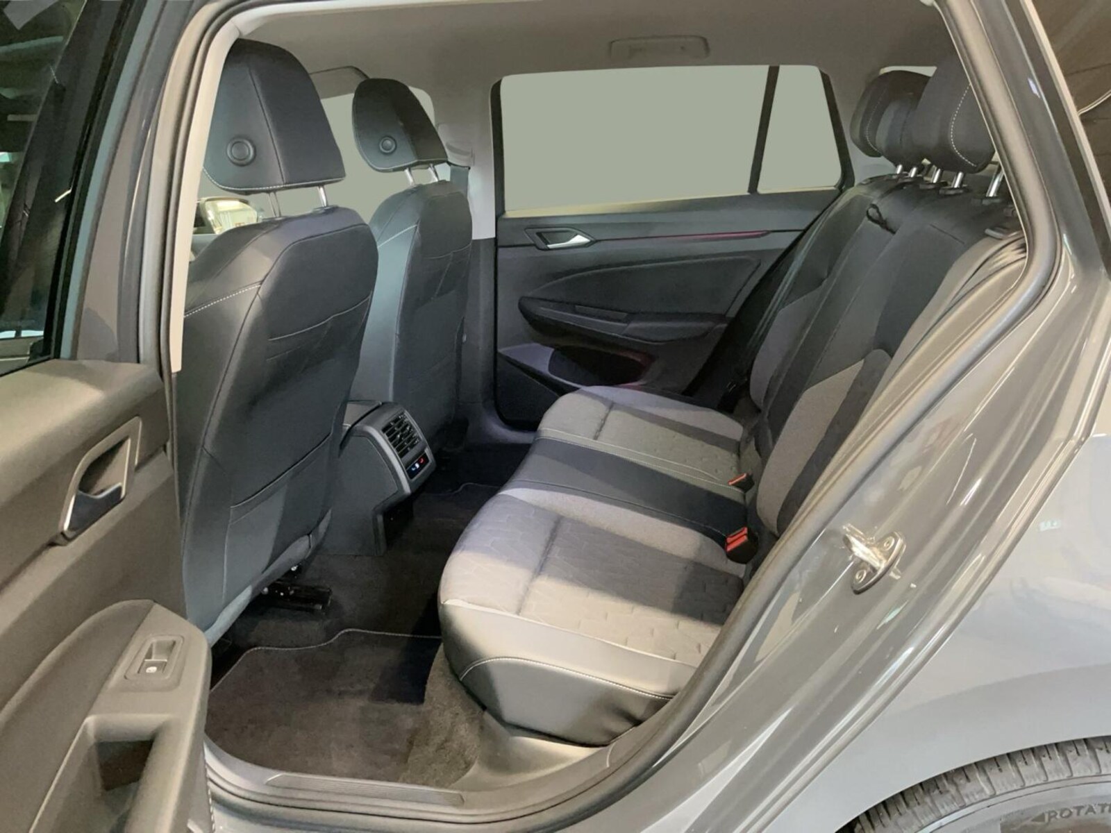 Volkswagen Golf Variant – Bild 11