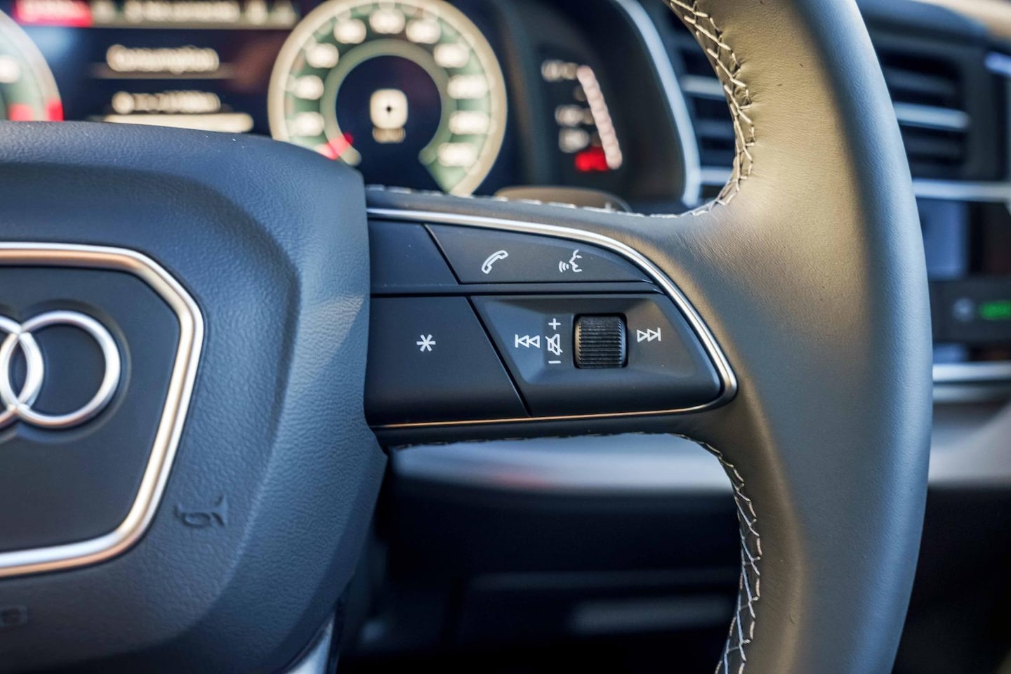 Image about Audi Q7 SUV TFSI quattro tiptronic