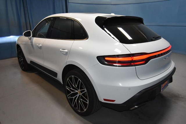 2025 Porsche Macan