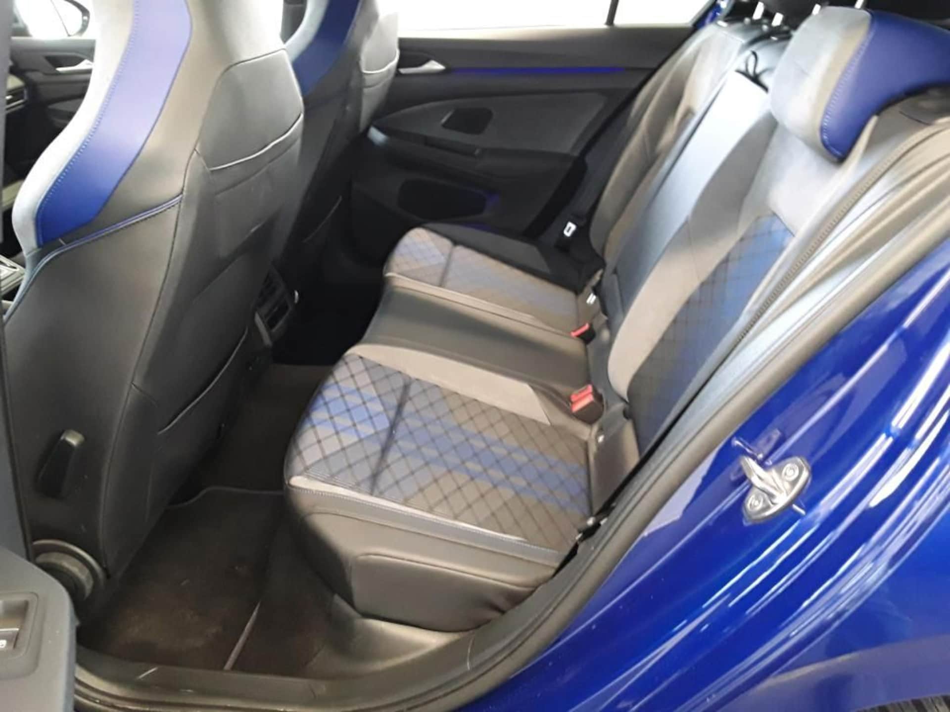 Volkswagen Golf R