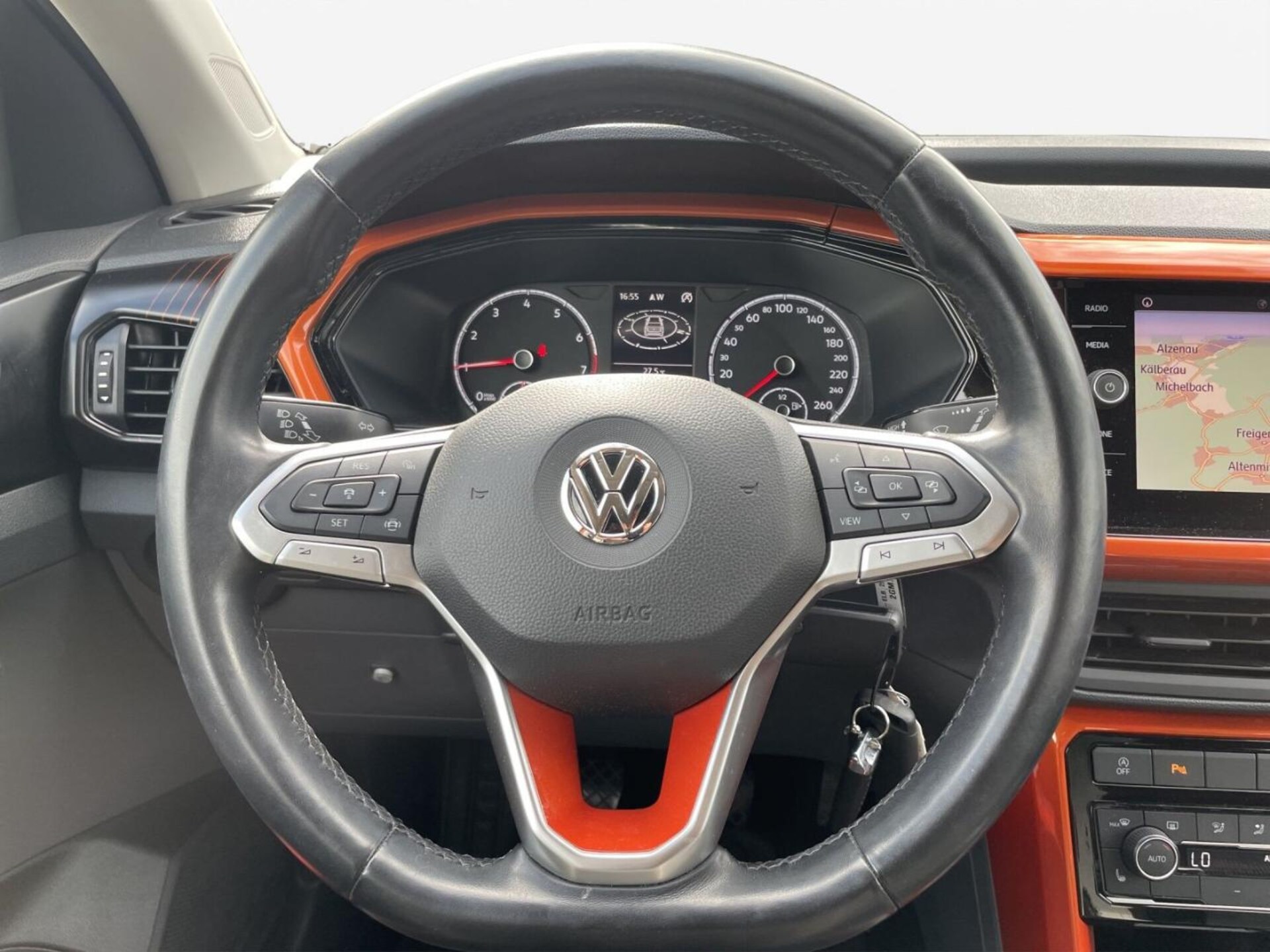 Volkswagen T-Cross Life