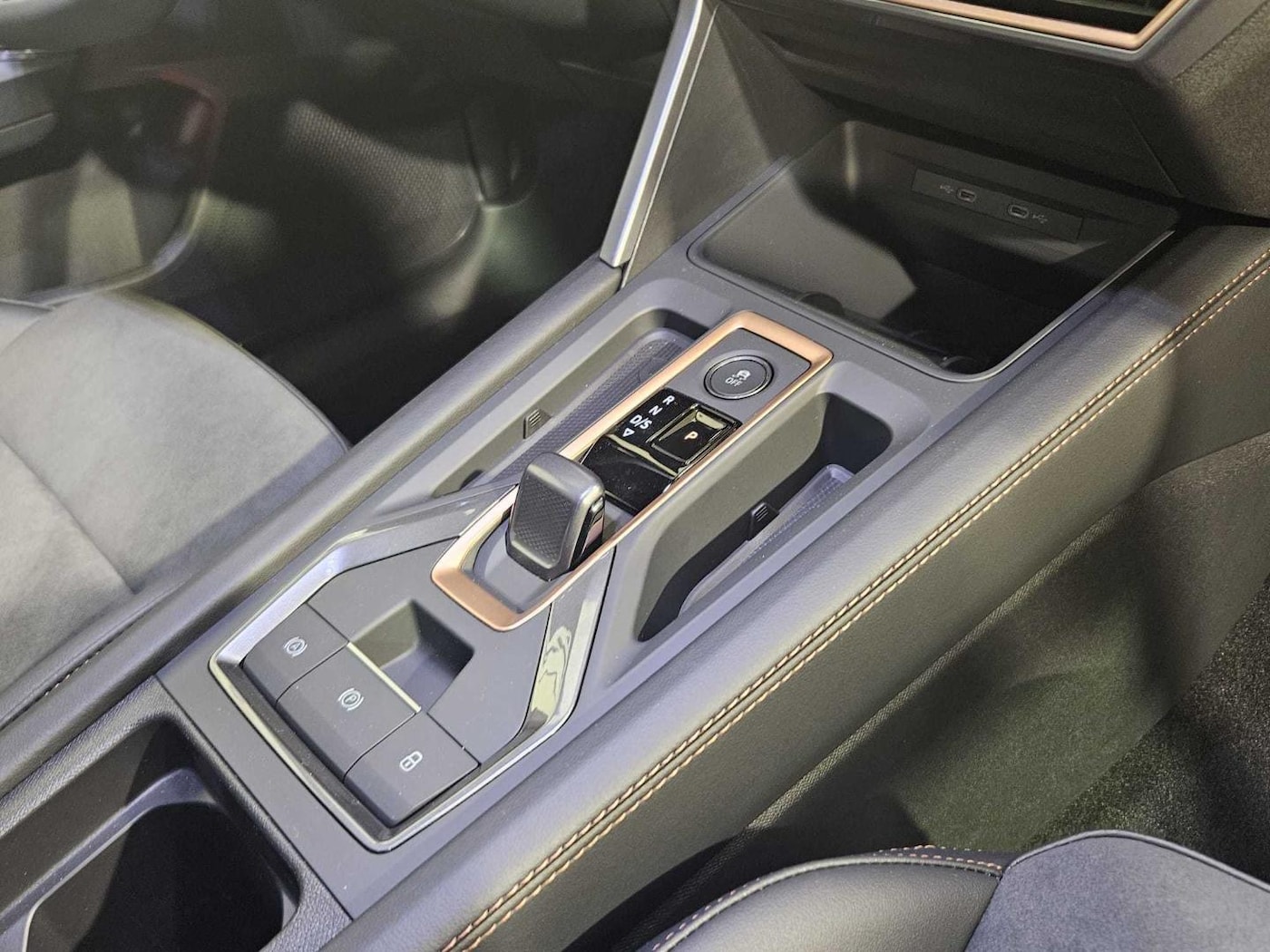 CUPRA Formentor 1.5 eTSI Beyond DSG 110 kW (150 CV) — photo 15