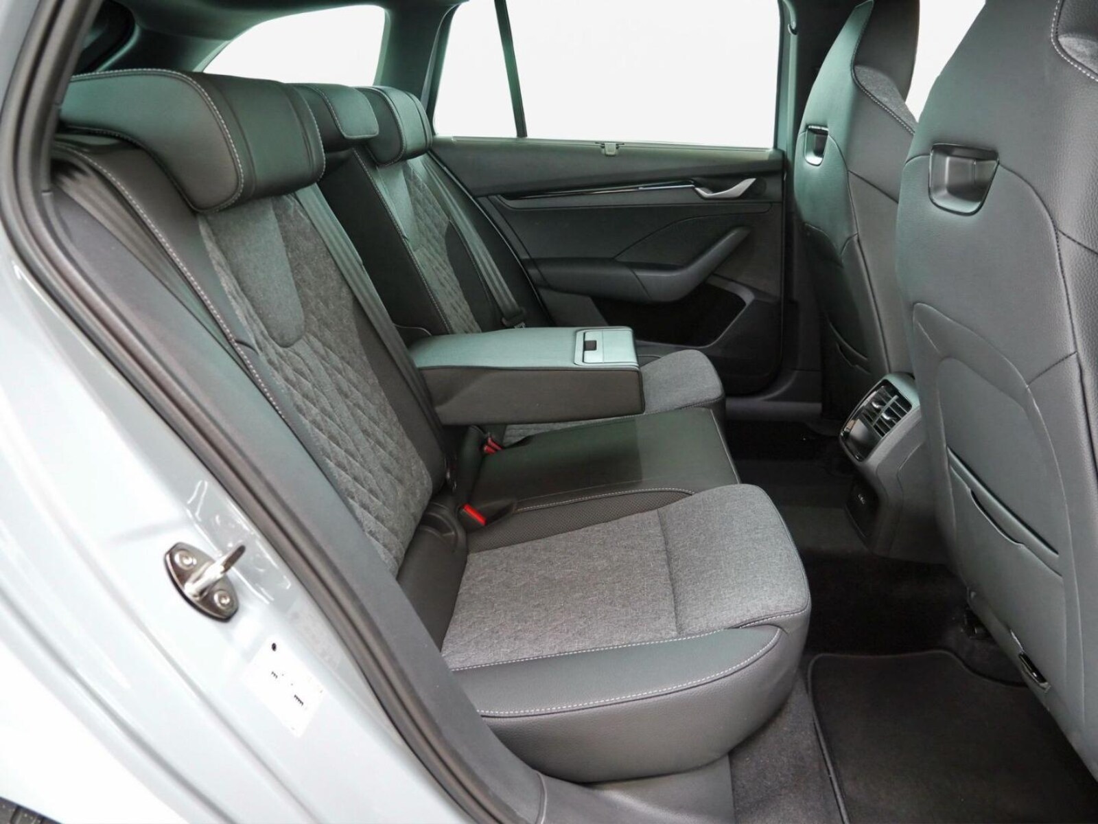 Škoda Octavia Combi – Bild 16