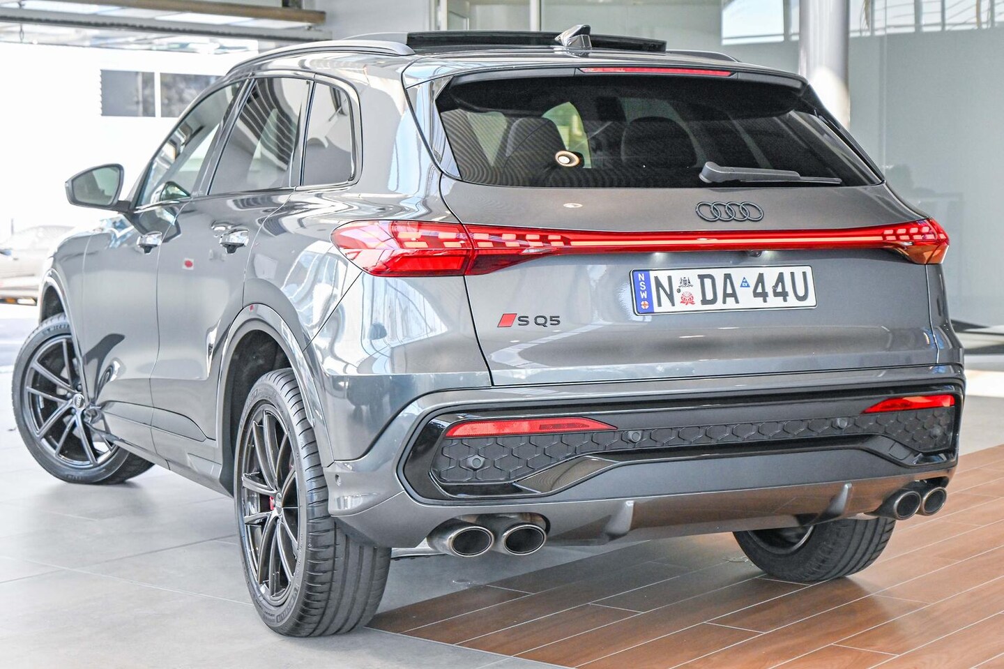 Image about Audi SQ5 SUV TFSI 270 kW edition one