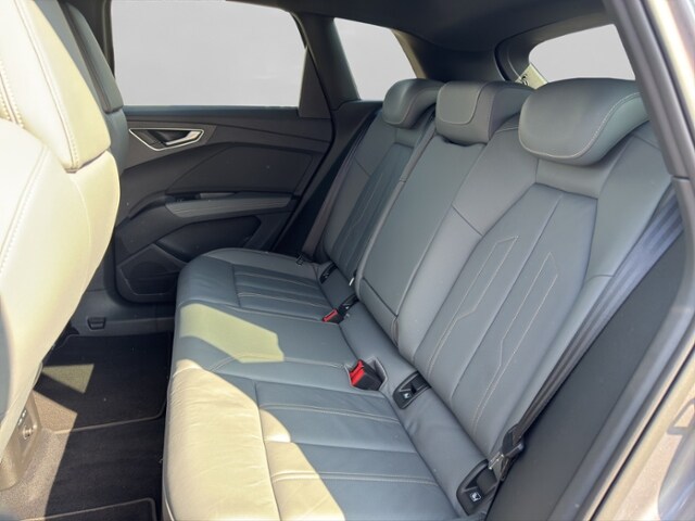 Image about Audi Q4 e-tron 40 e-tron