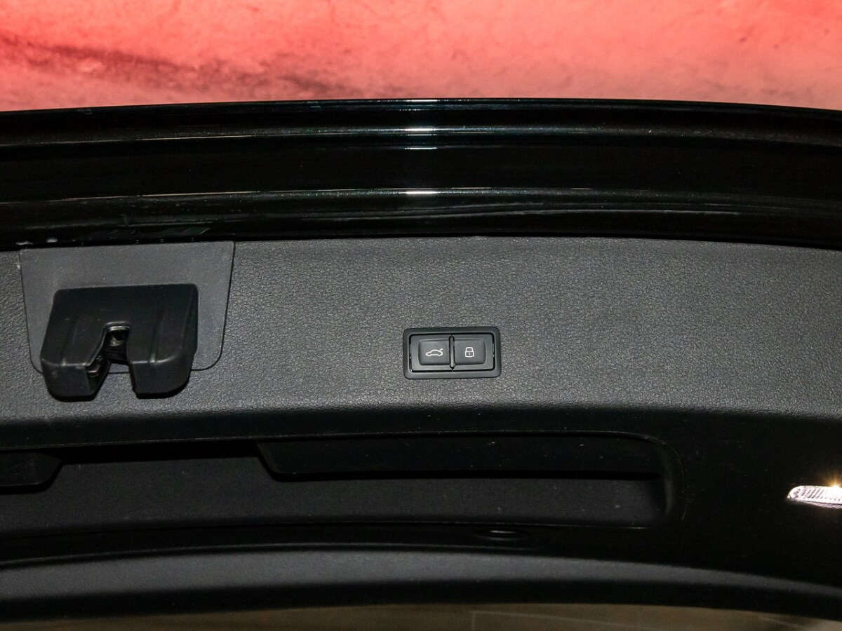 Image about Audi Q8 e-tron advanced 55 e-tron quattro