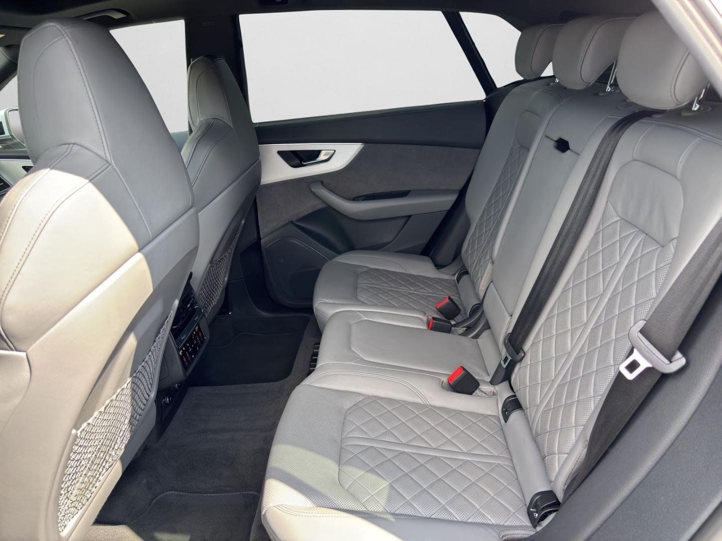 Image about Audi Q8 55 TFSI quattro tiptronic