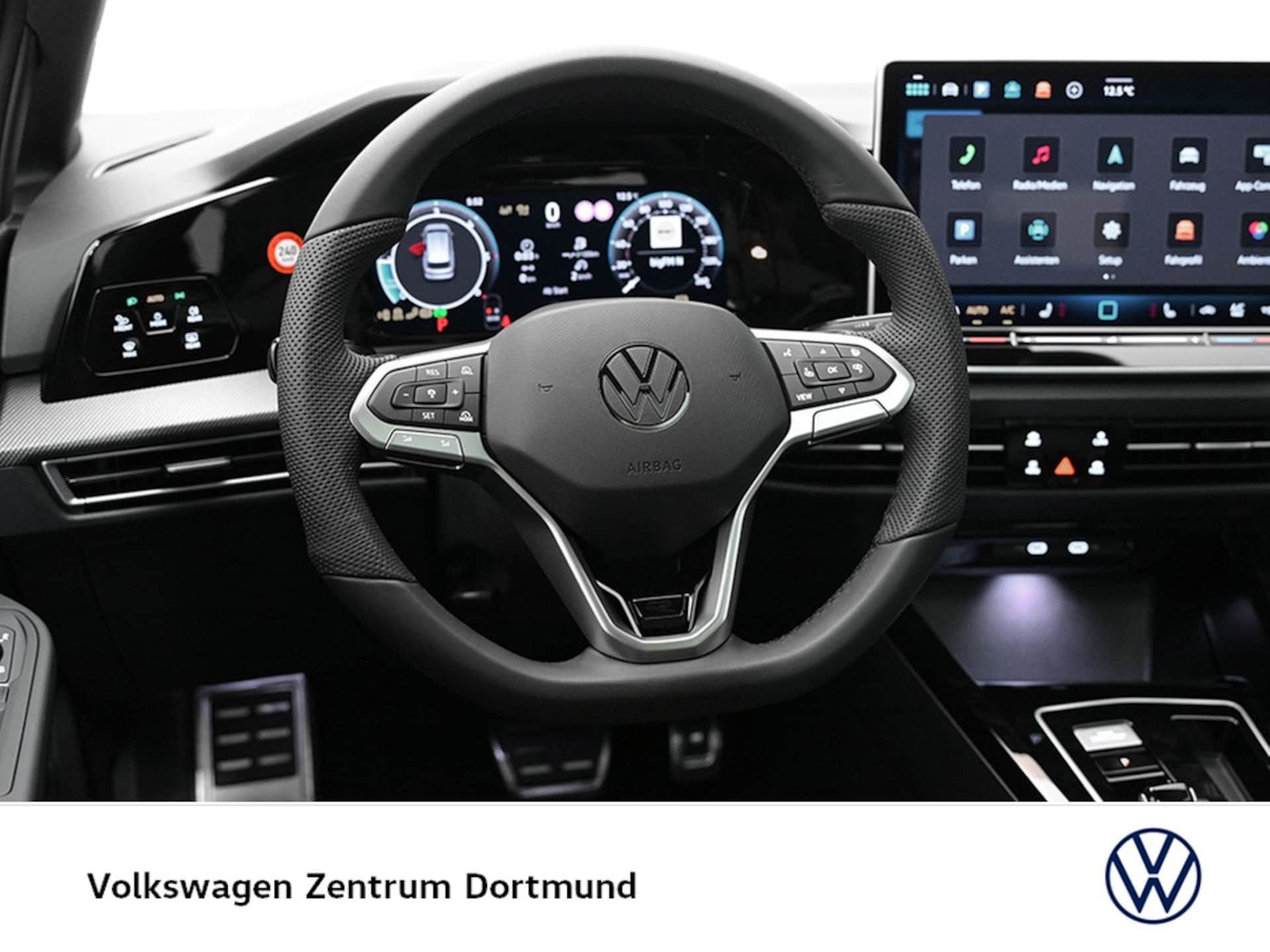 Volkswagen Golf Variant R-Line