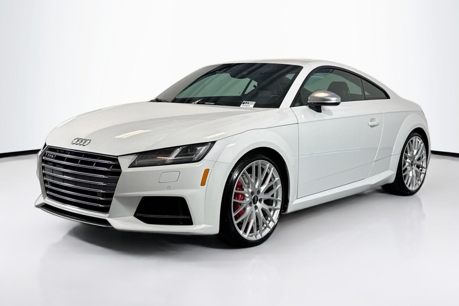 2017 Audi TTS 2.0T quattro S tronic's photo
