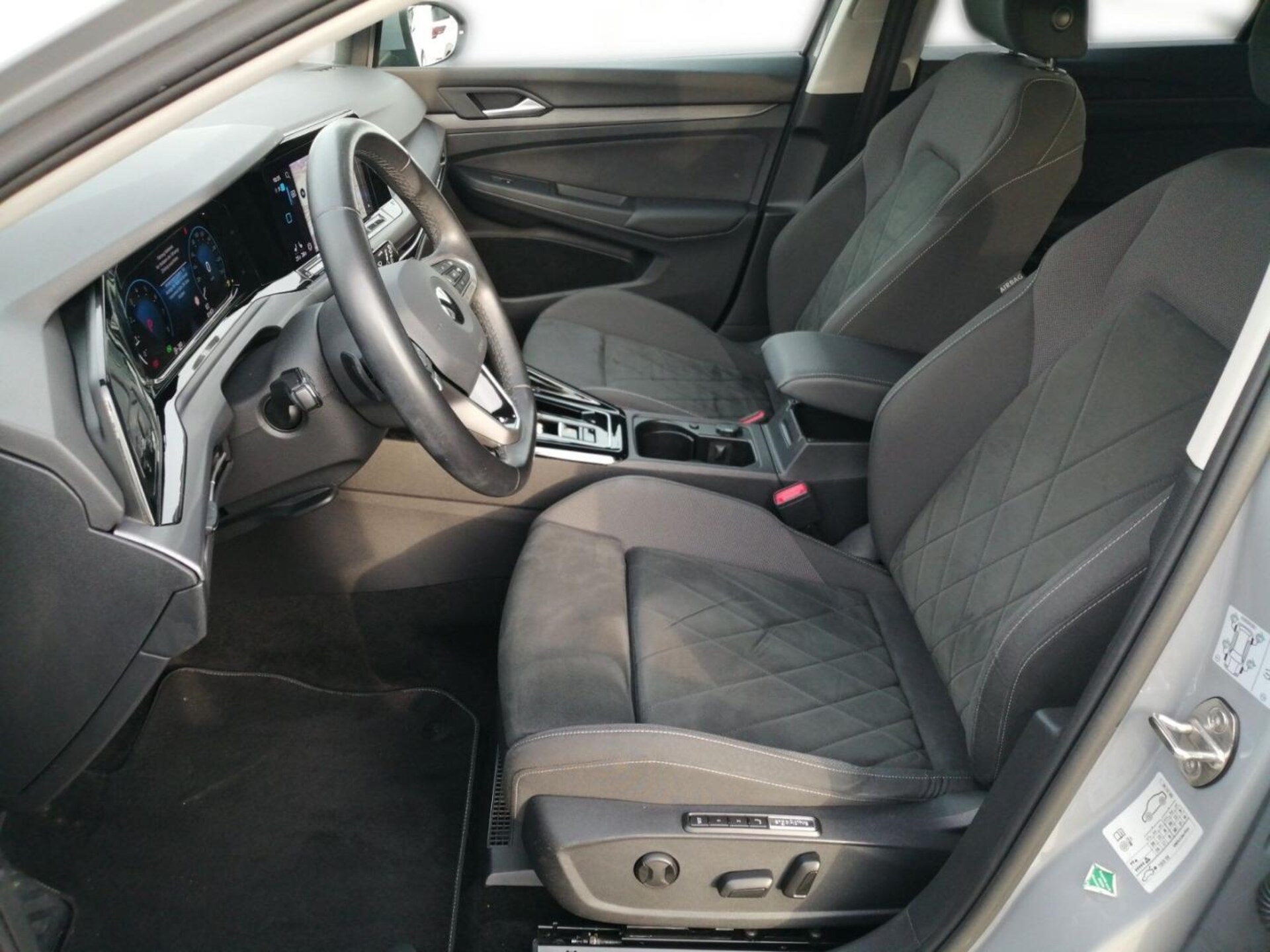 Volkswagen Golf Style