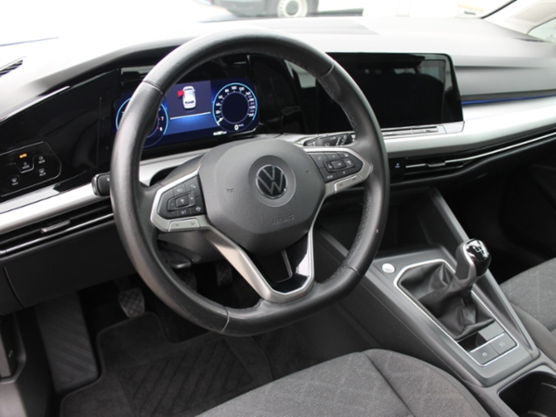 Volkswagen Golf Life