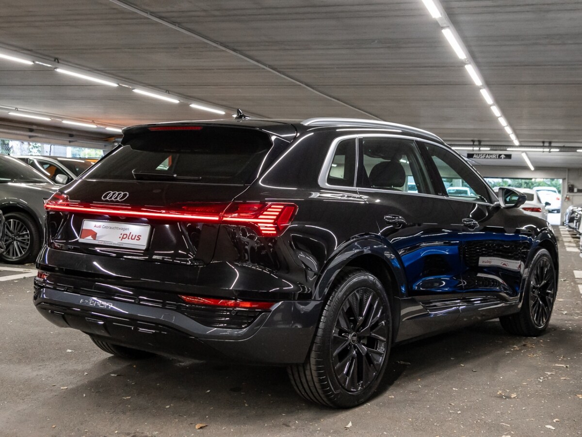 Image about Audi Q8 e-tron advanced 55 e-tron quattro