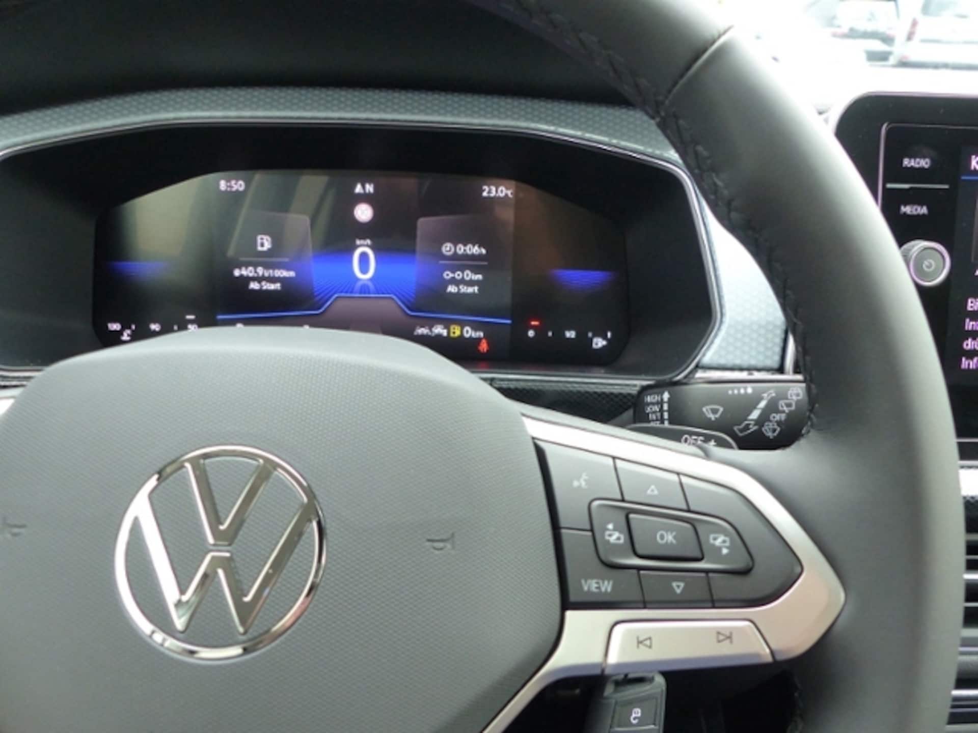 Volkswagen T-Cross Life
