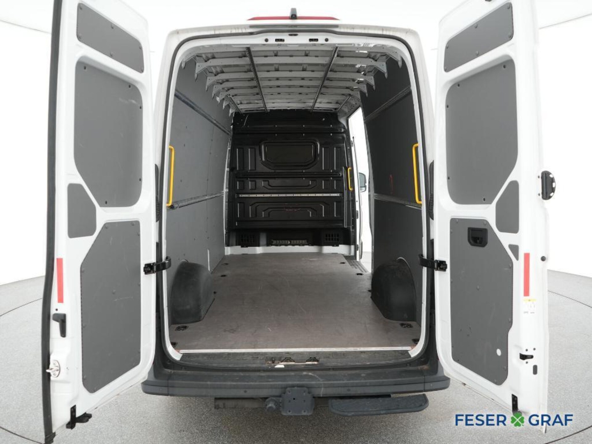 Volkswagen Crafter Kasten langer Radstand
