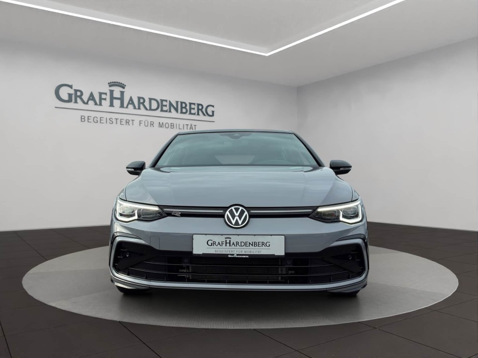 Volkswagen Golf R-Line