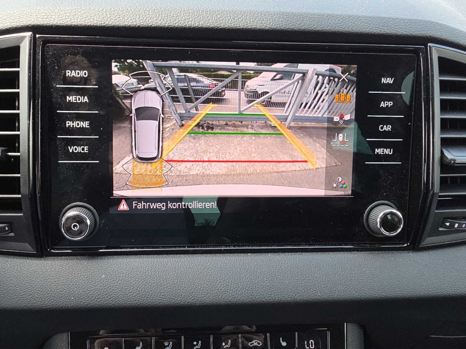 Škoda Karoq – Bild 11