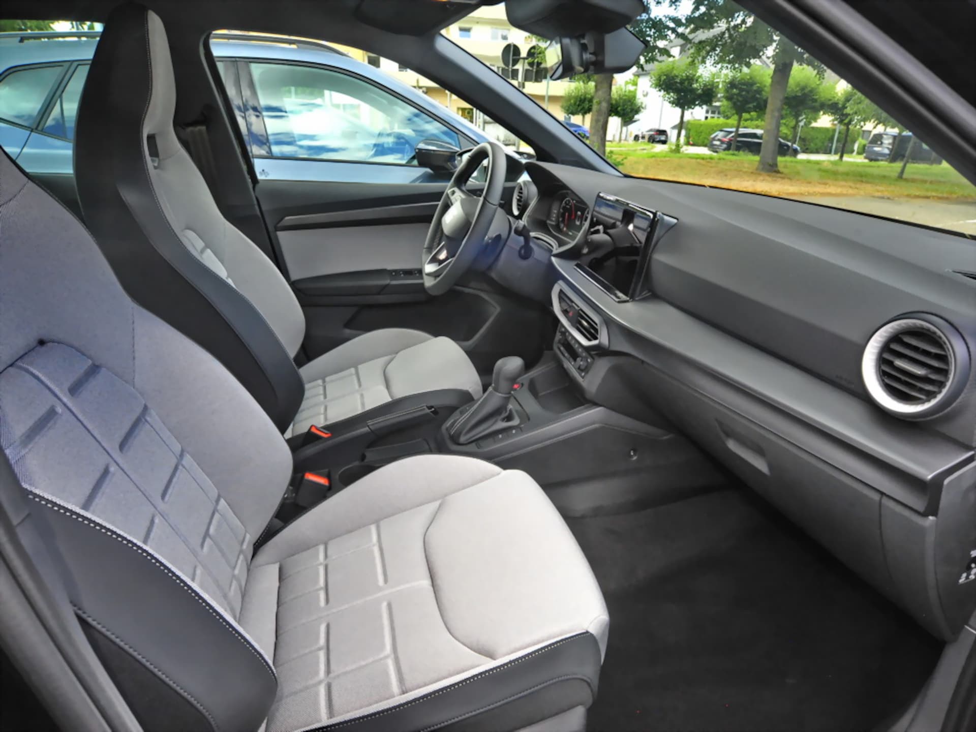 SEAT Arona FR