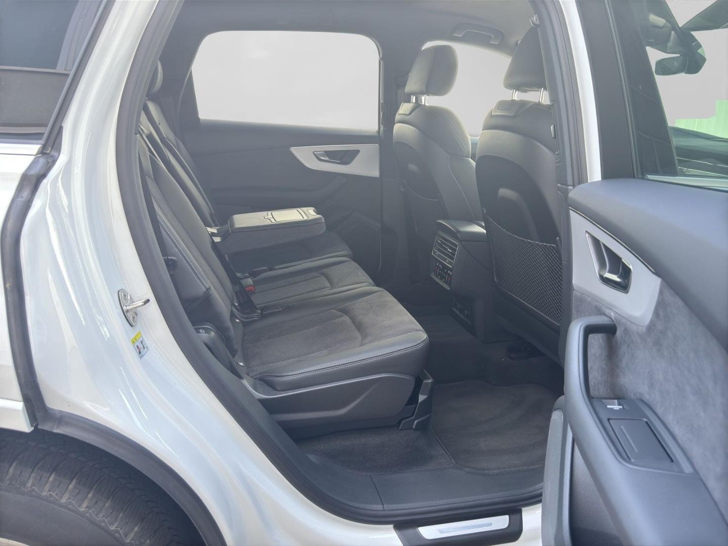 Bild über Audi Q7 SUV TDI quattro 170 kW tiptronic - für weitere Informationen kontaktieren Sie den Audi Partner