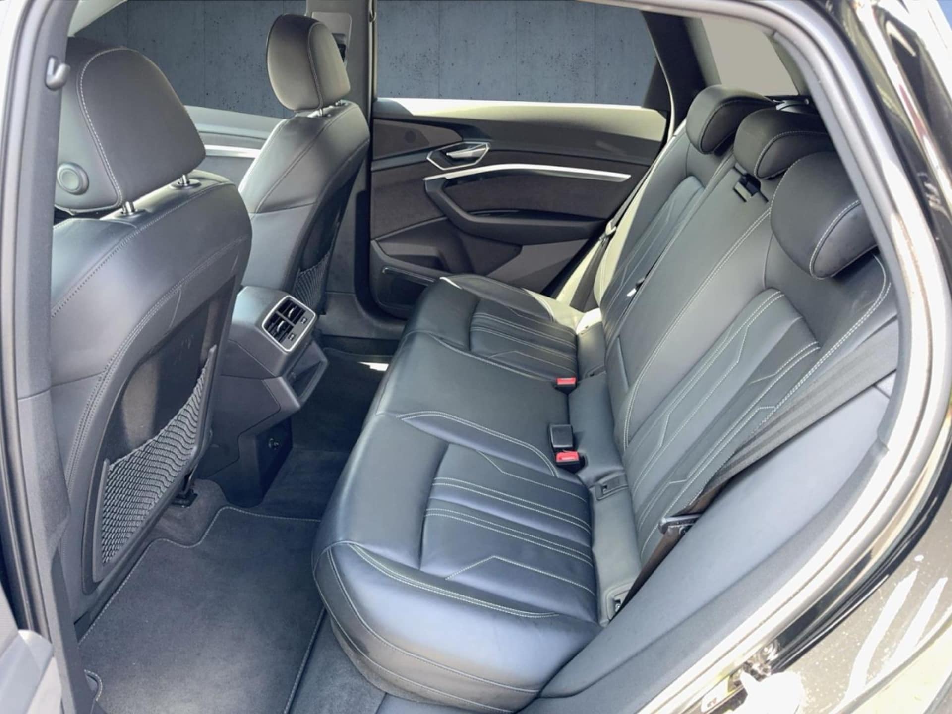 Audi Q8 e-tron S line