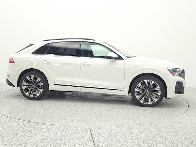 2026 Audi Q8