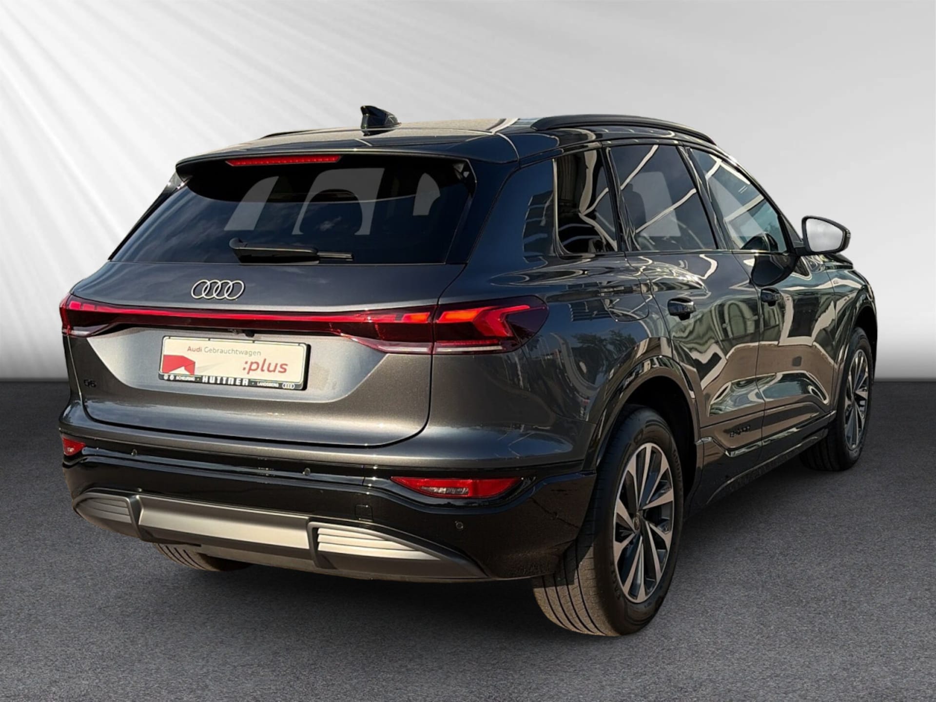 Audi Q6 SUV e-tron