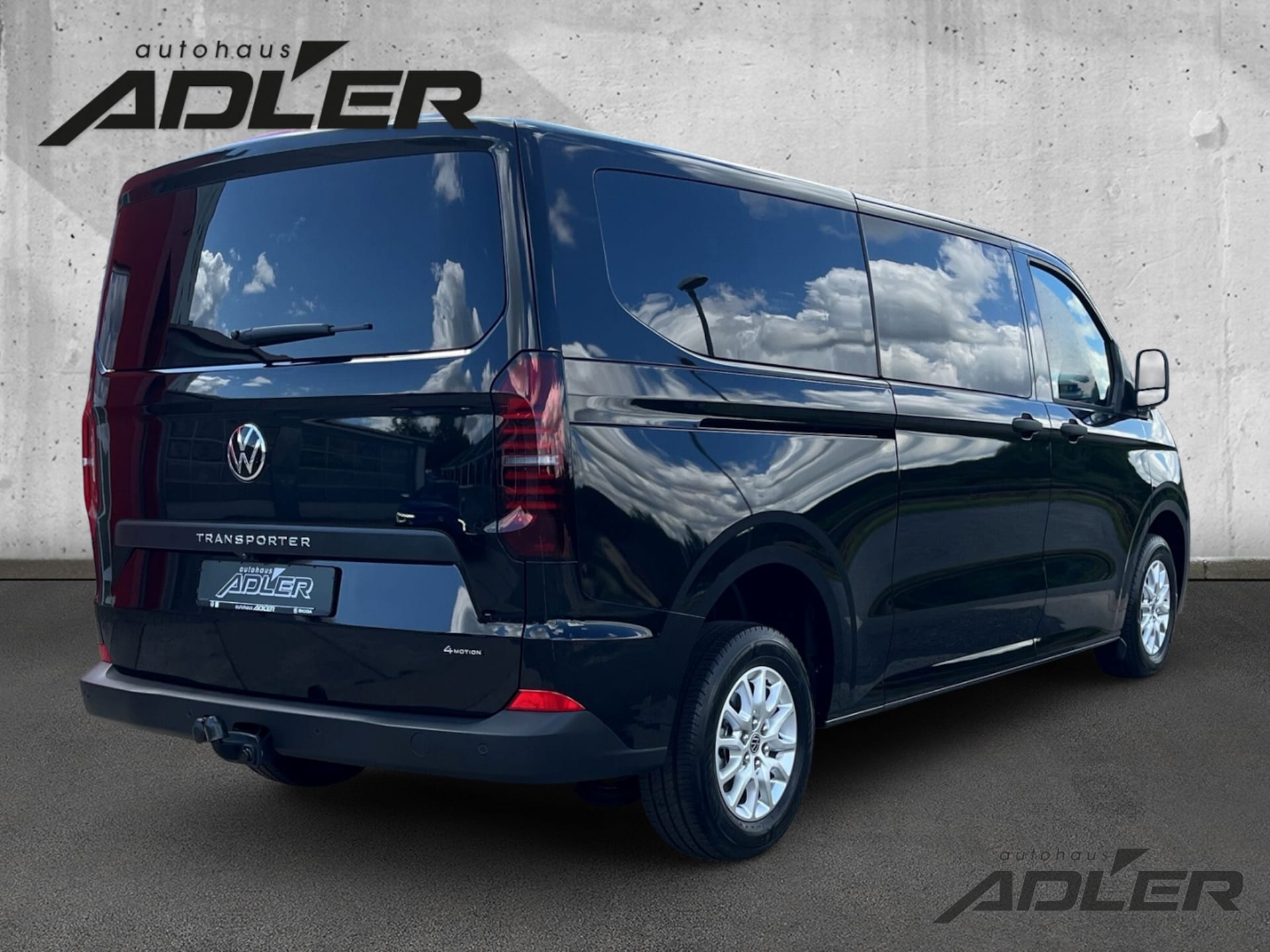 Volkswagen Transporter Kombi langer Radstand