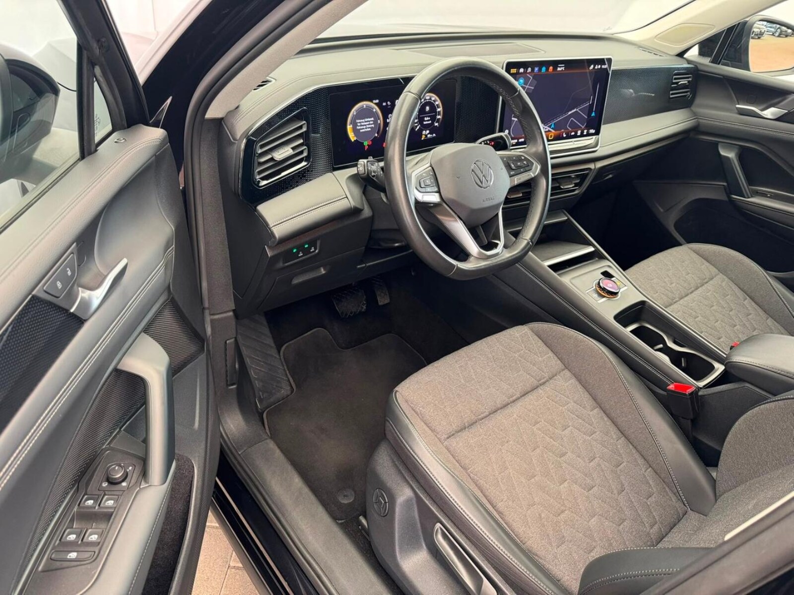 Volkswagen Tiguan – Bild 11