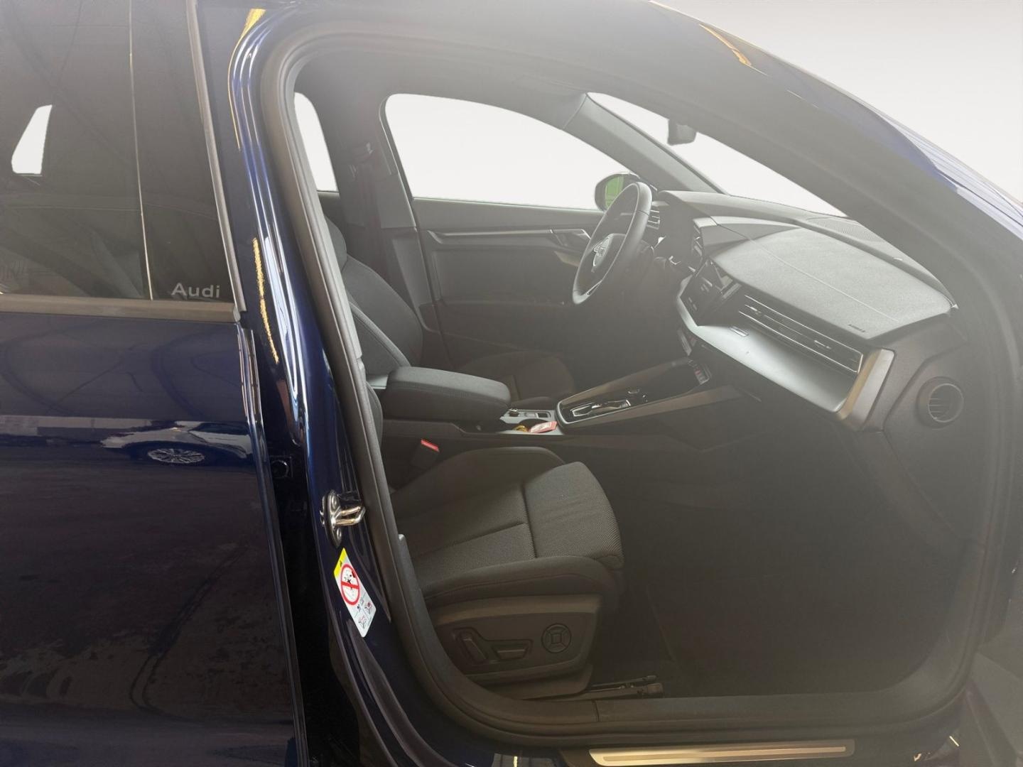 Bild über Audi A3 Sportback TDI S tronic - für weitere Informationen kontaktieren Sie den Audi Partner