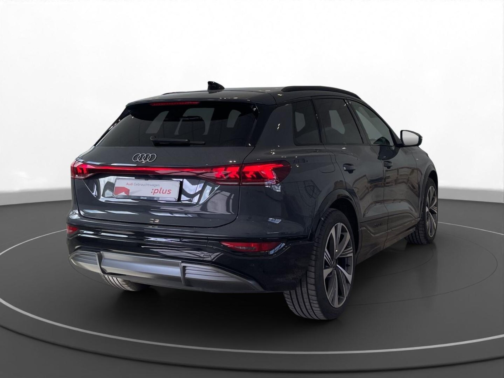 Audi Q6 SUV e-tron