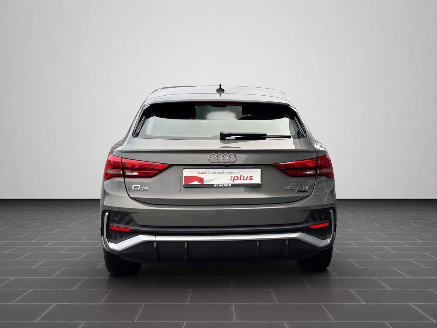 Bild über Audi Q3 Sportback TFSI quattro 140 kW S tronic - für weitere Informationen kontaktieren Sie den Audi Partner