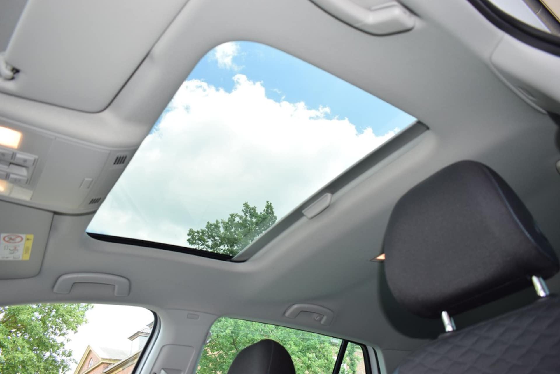 Volkswagen Golf IQ.DRIVE