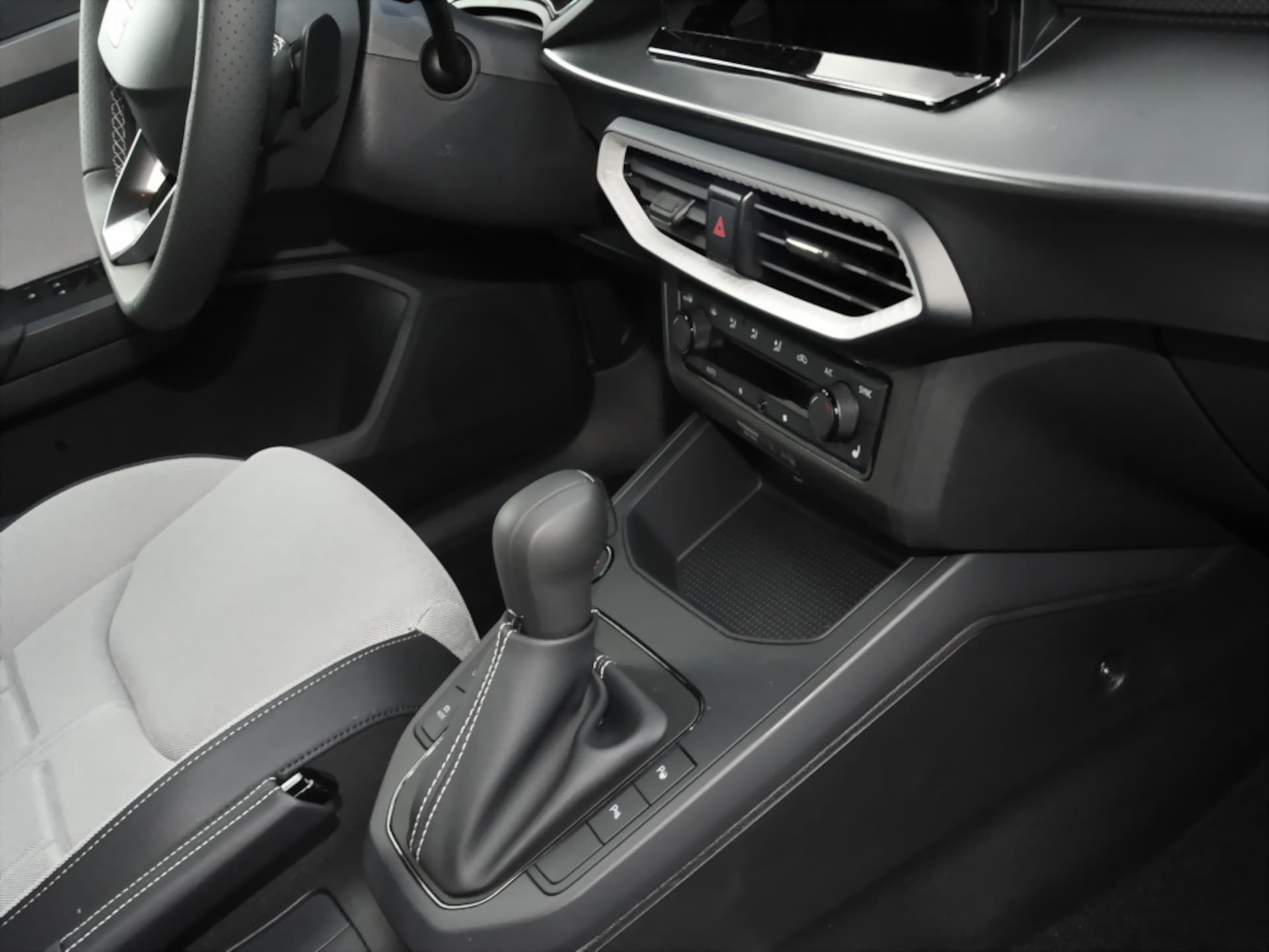 SEAT Arona FR