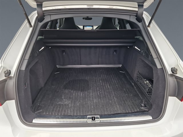 Image about Audi RS 4 Avant TFSI quattro tiptronic