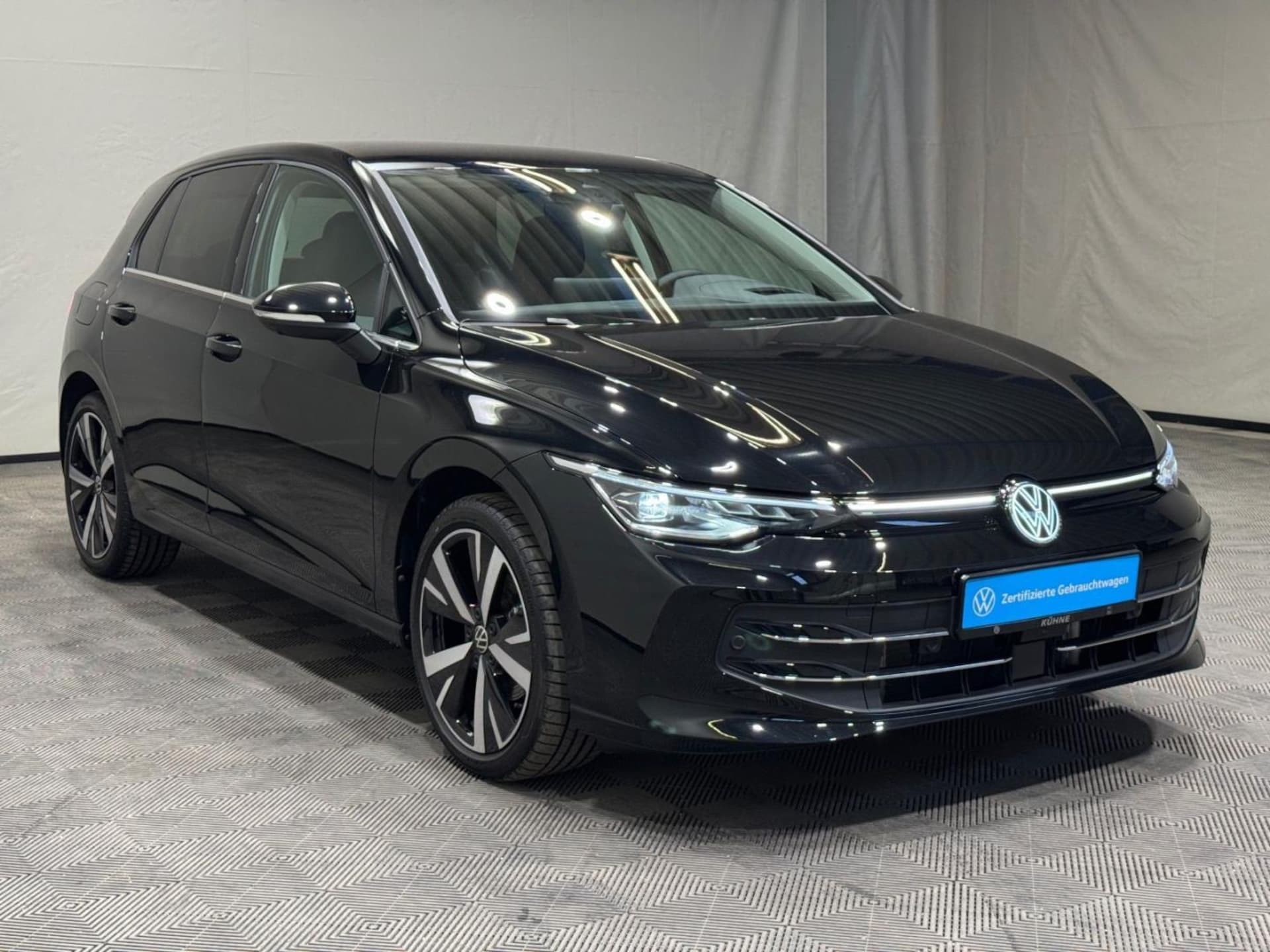 Volkswagen Golf Style