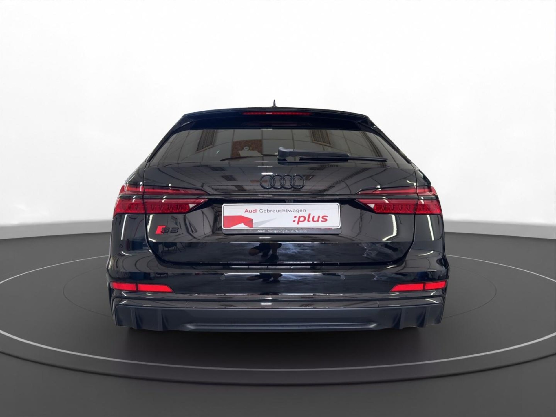 Audi S6 Avant