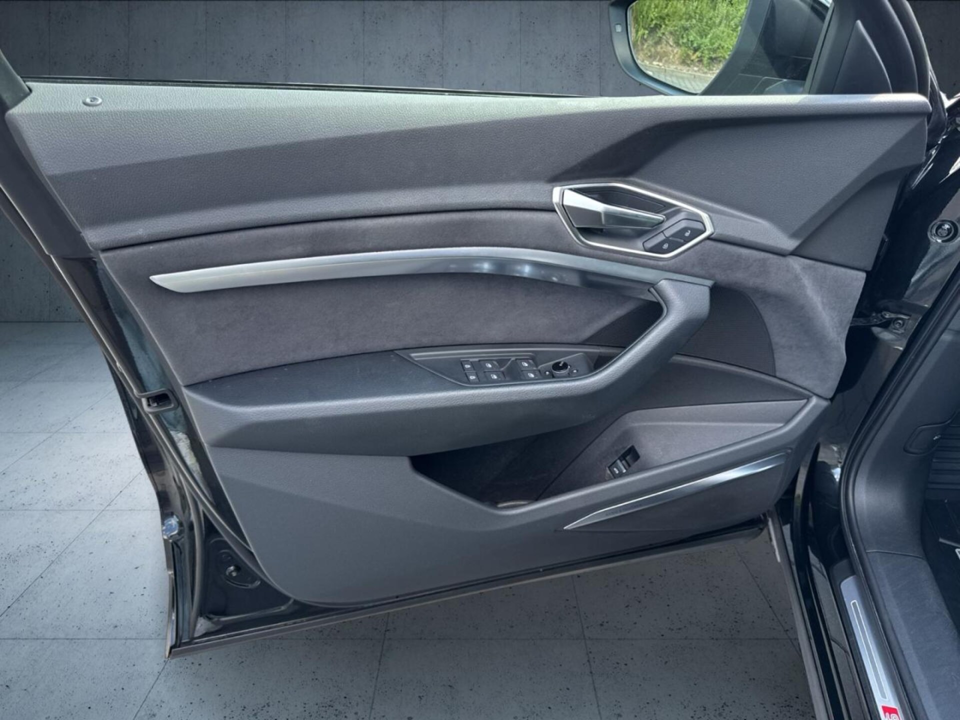 Audi Q8 e-tron S line