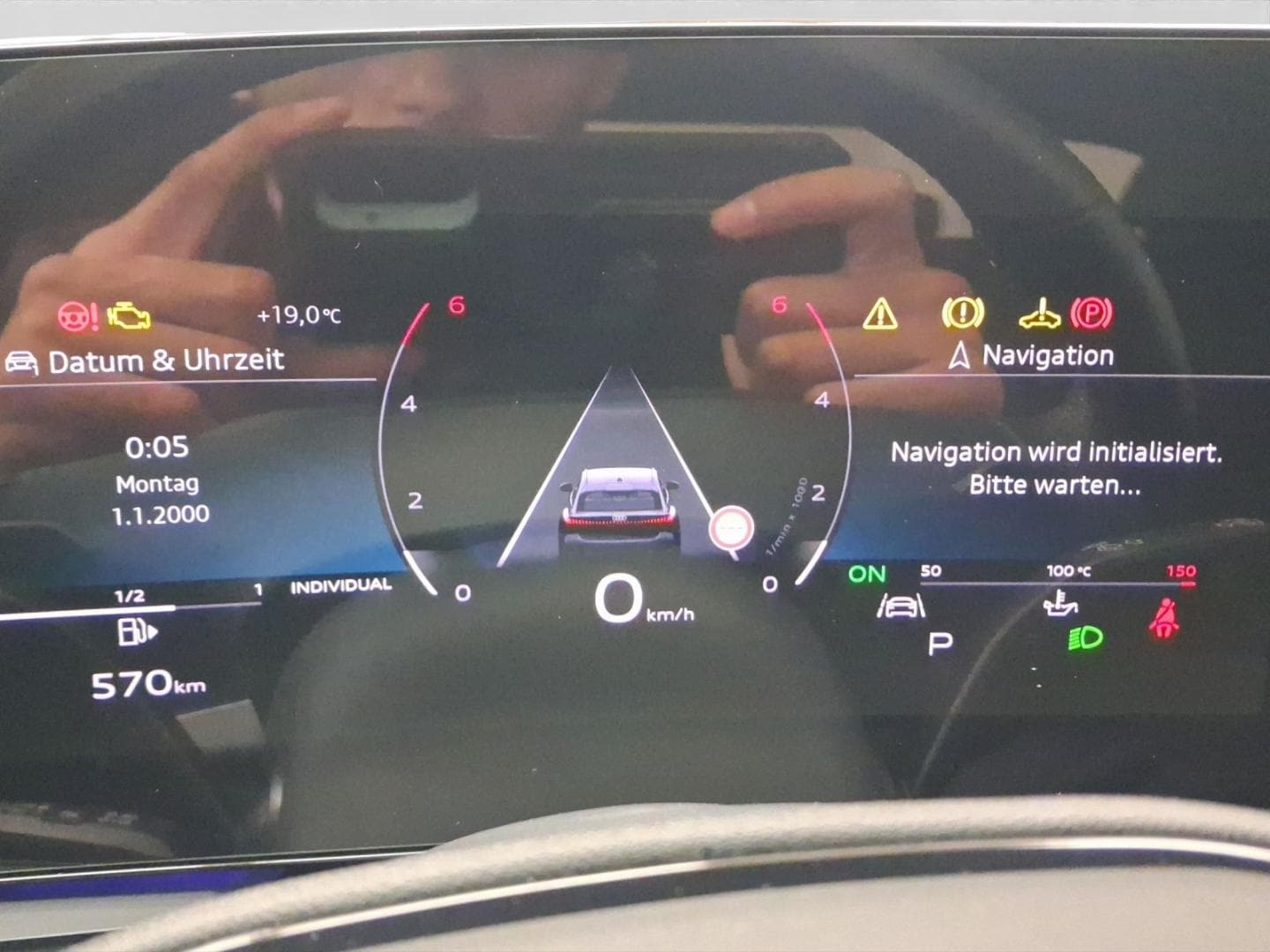 Bild über Audi A5 Avant TDI quattro 150 kW S tronic - für weitere Informationen kontaktieren Sie den Audi Partner