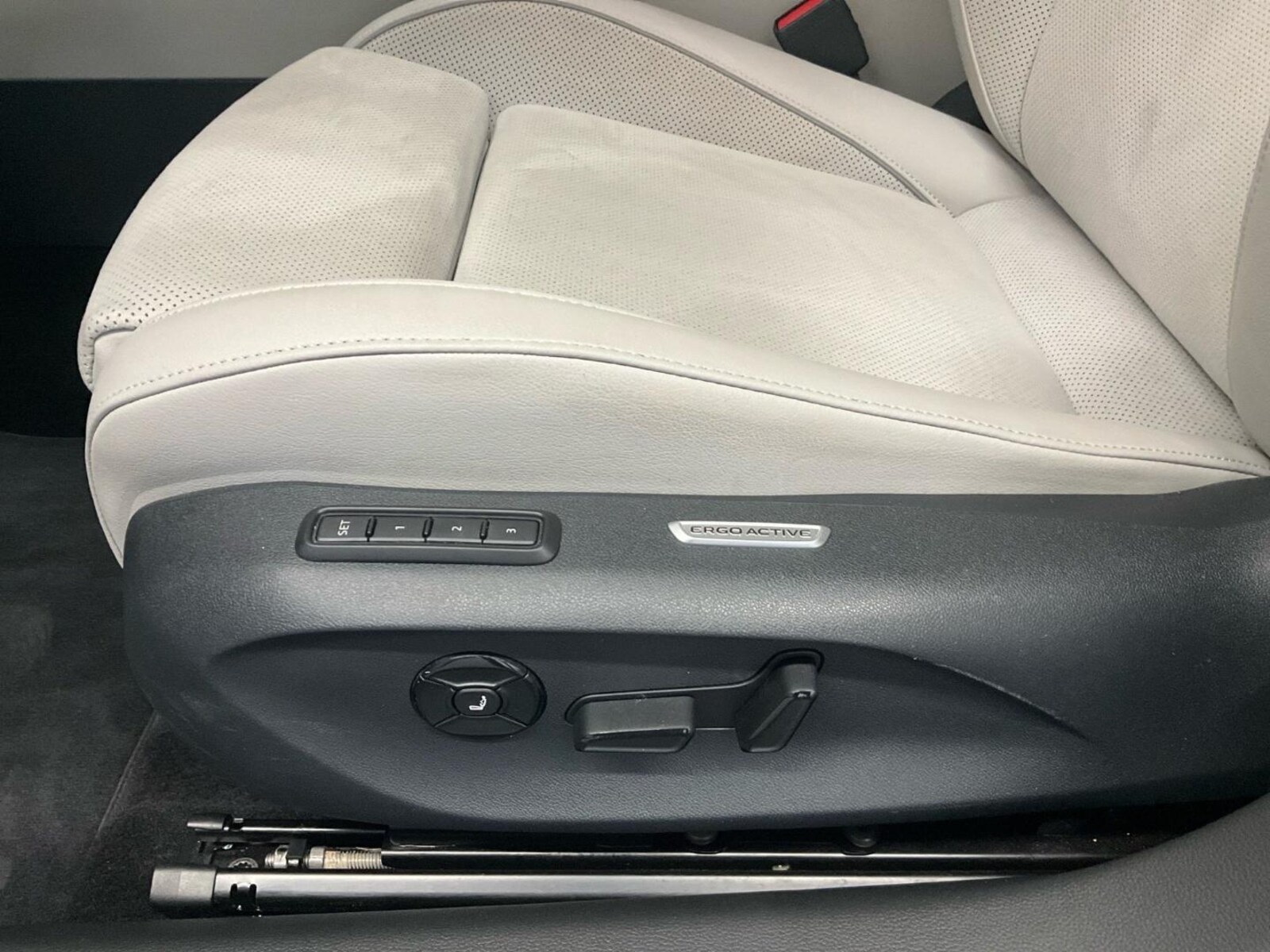Volkswagen Passat – Bild 17