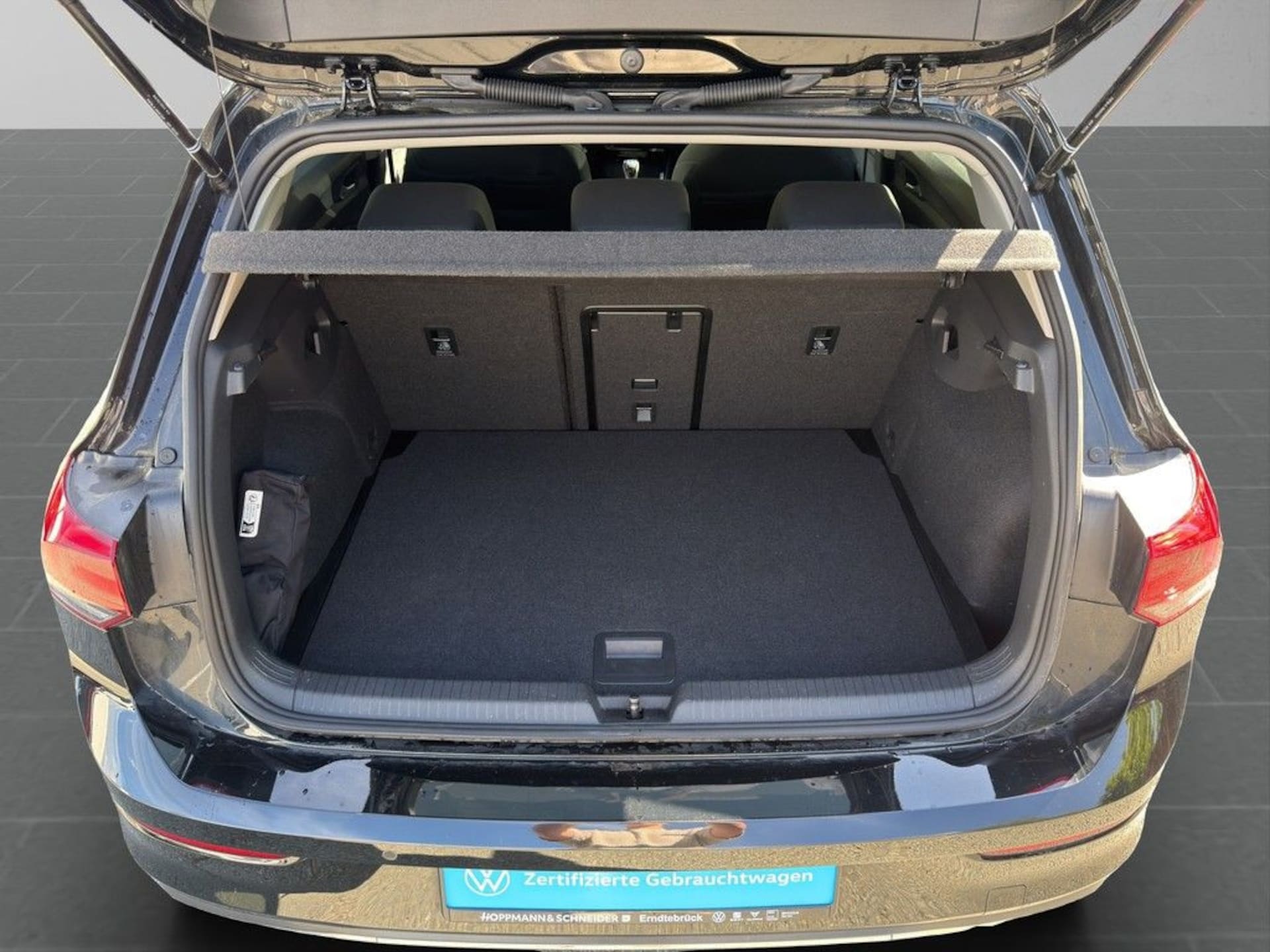Volkswagen Golf Style