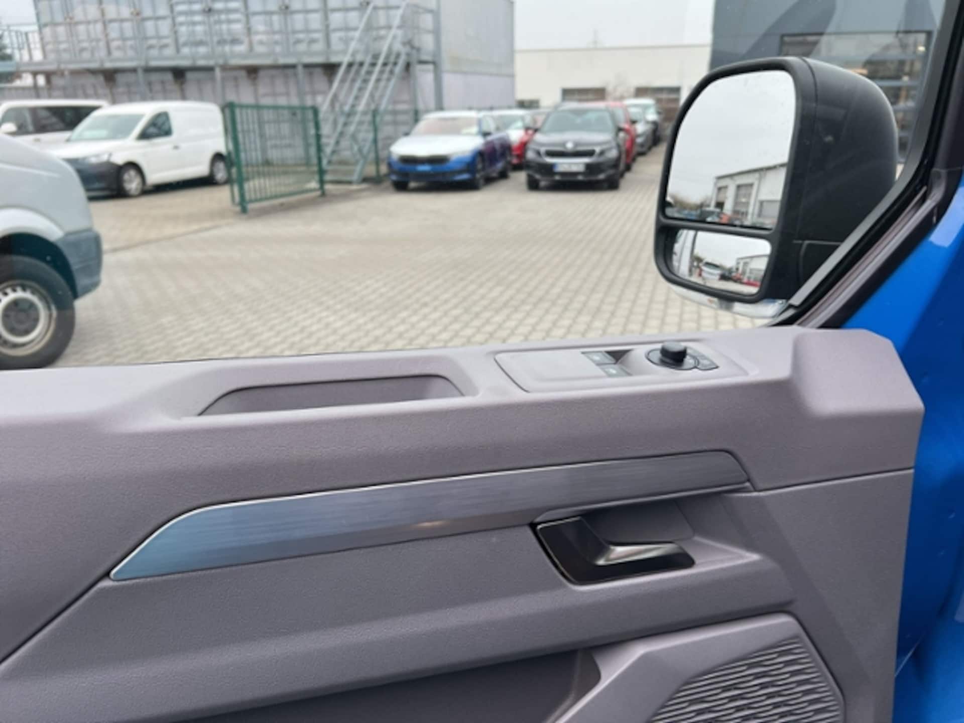 Volkswagen Transporter Kasten kurzer Radstand