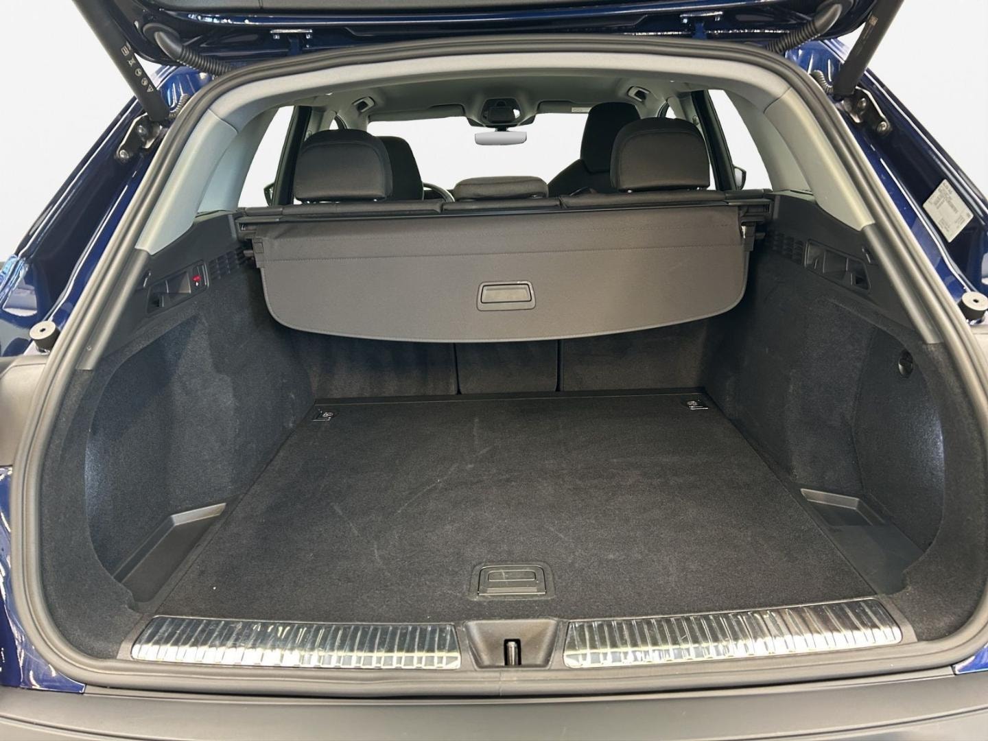 Bild über Audi Q5 SUV TFSI 150 kW S tronic - für weitere Informationen kontaktieren Sie den Audi Partner