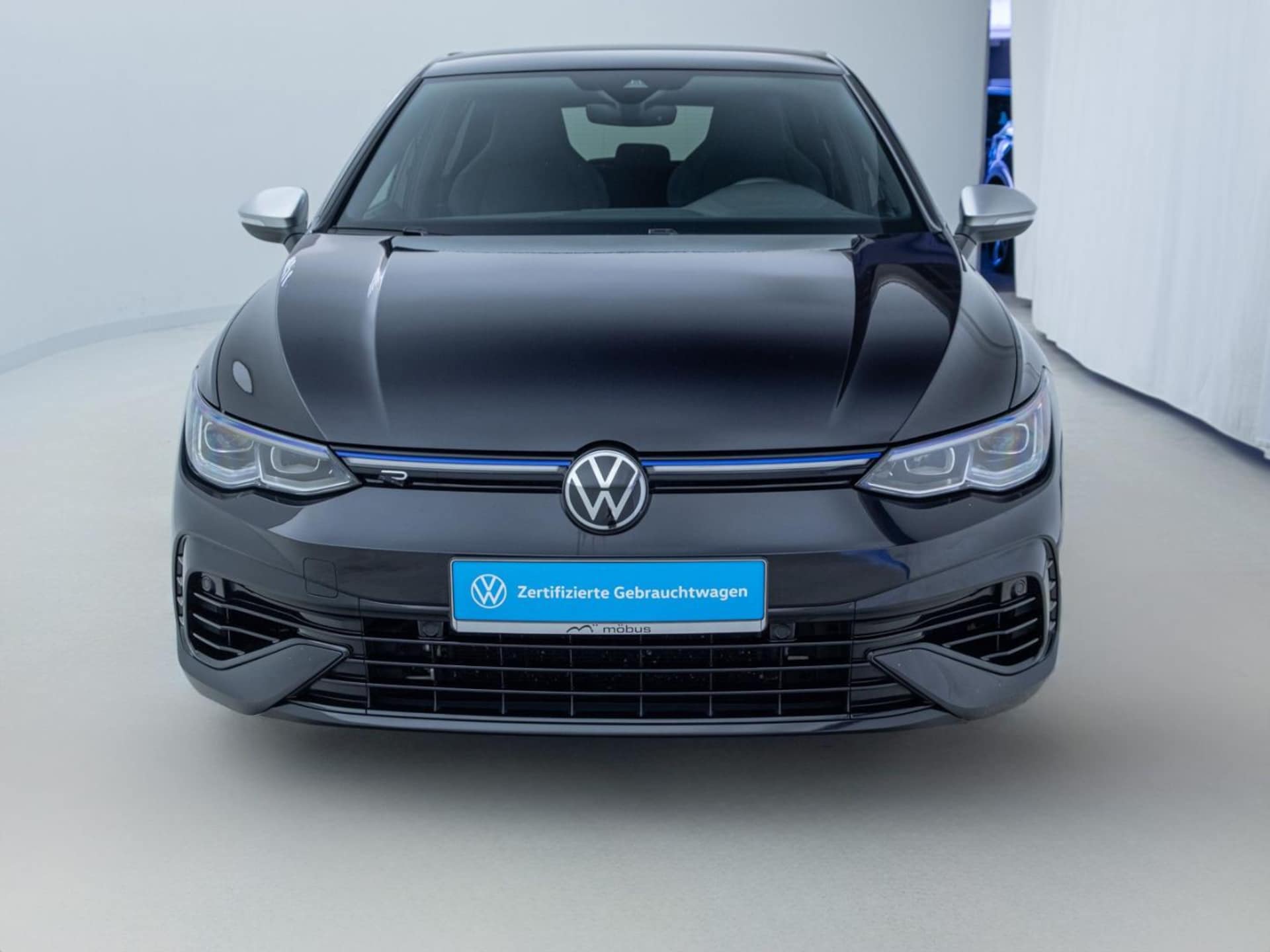 Volkswagen Golf R