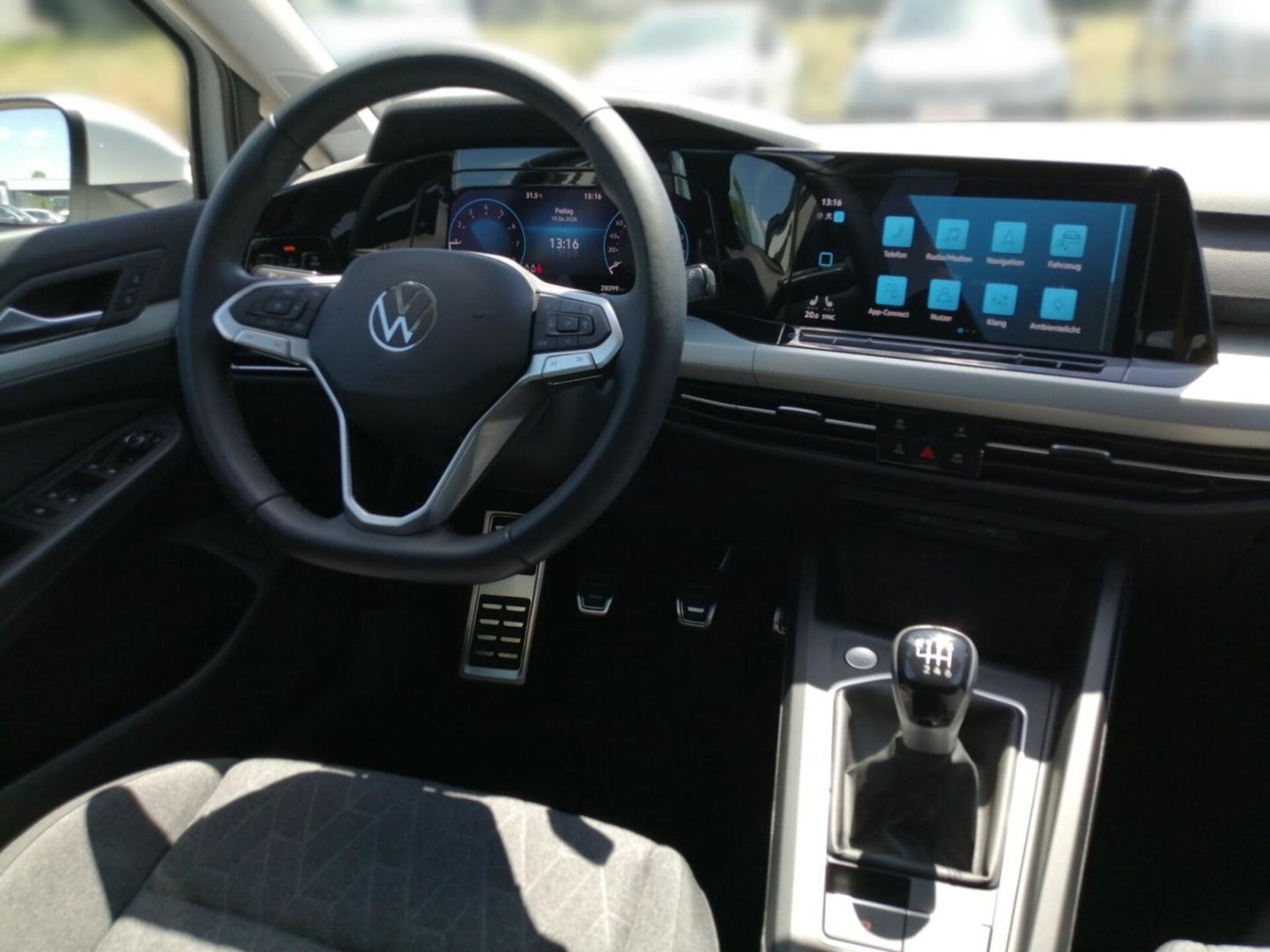 Volkswagen Golf MOVE