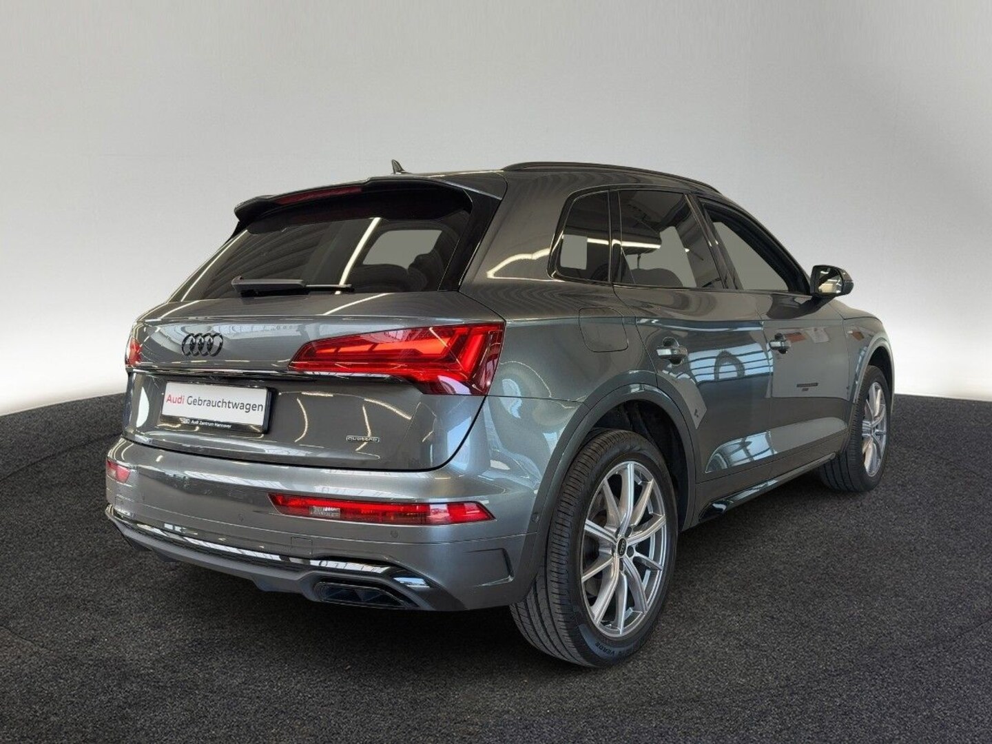 Bild über Audi Q5 40 TDI quattro 150 kW S tronic - für weitere Informationen kontaktieren Sie den Audi Partner